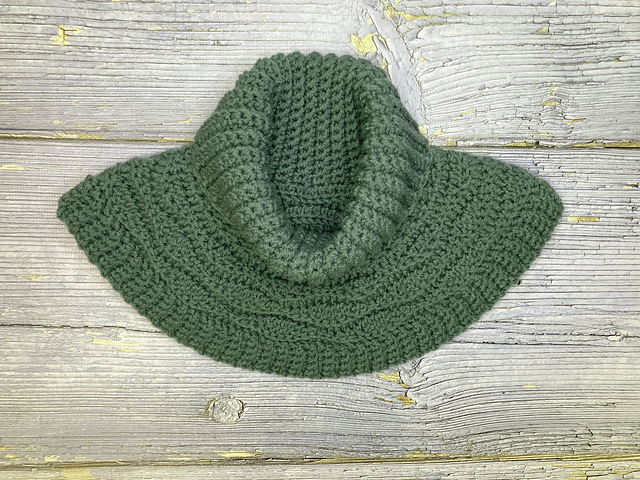 Holly Cowl