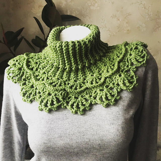 Maria Neck Warmer