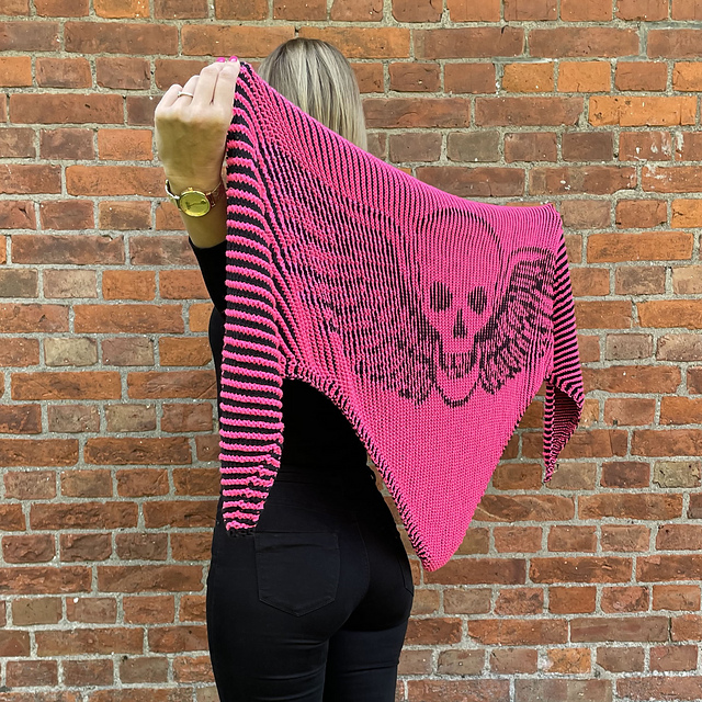 Illusion Shawl Flying Skull