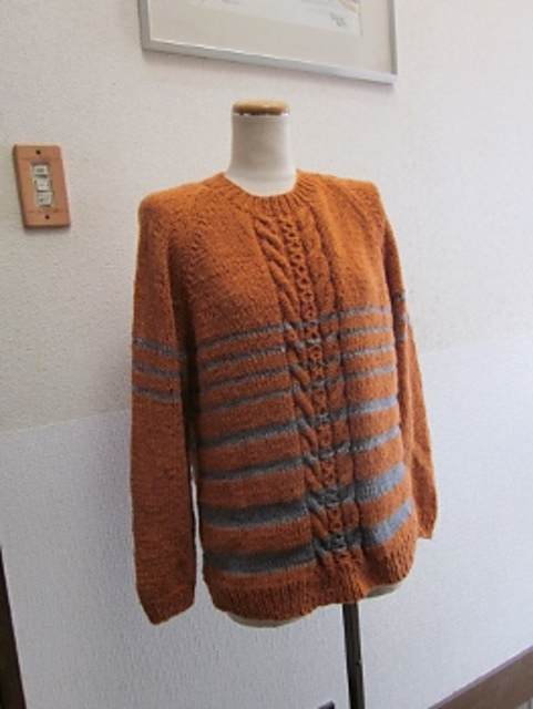 p. 10  クルーネックプル