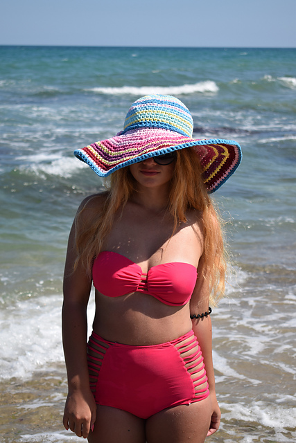 Colorful beach, poolside brim hat