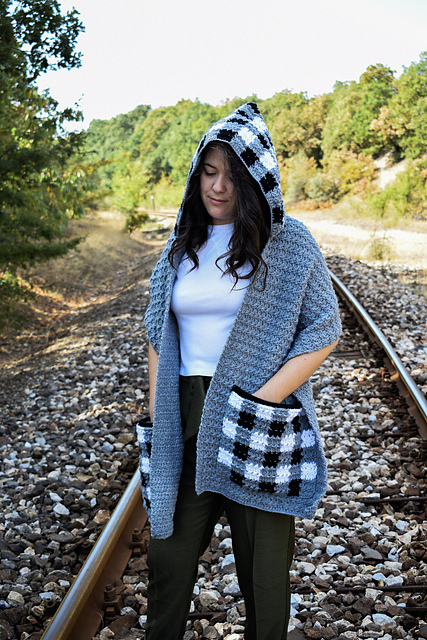 "Checkmate" pocket scarf with hood