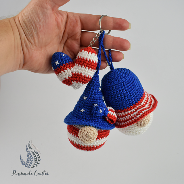 Patriotic gnome keychain