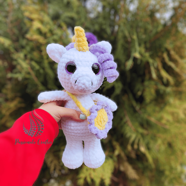 Low Sew Unicorn