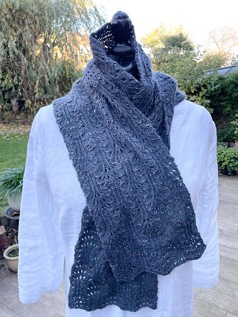 Jazz Age beaded scarf