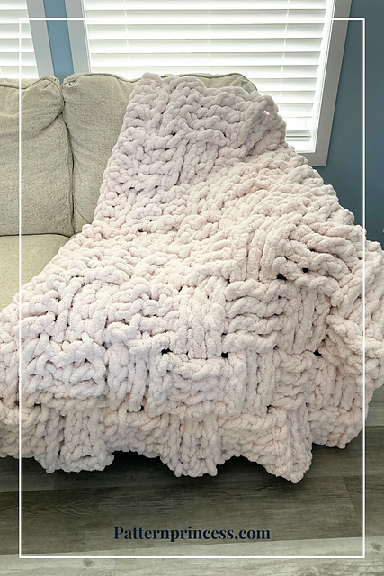 2-Day Chunky Throw Blanket