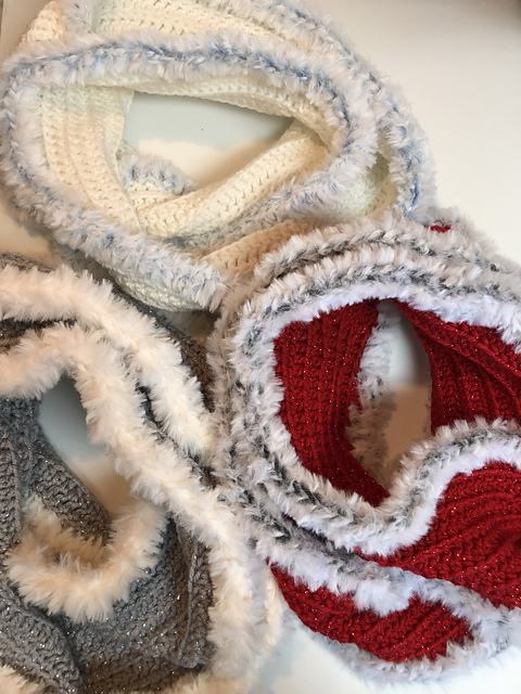 Beginner Winter Infinity Scarf