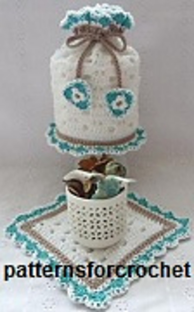 PFC30 Toilet Roll Cover & Small Mat