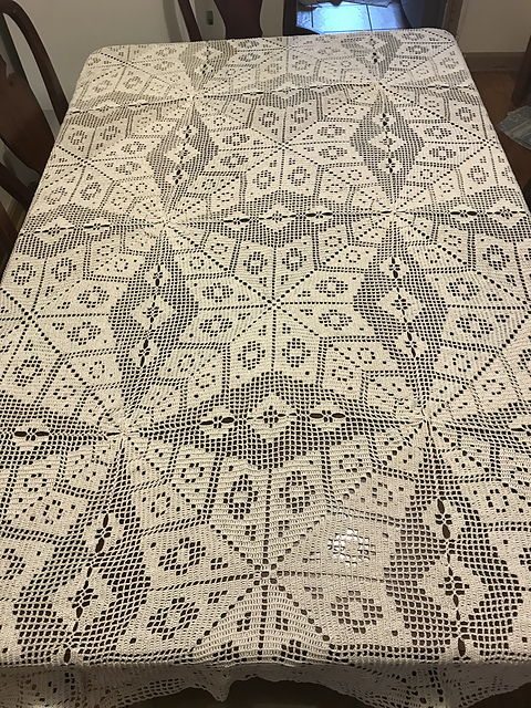 Open House Tablecloth #7300
