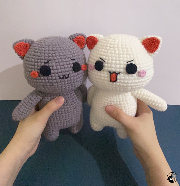 Mochi Peach Cat Amigurumi