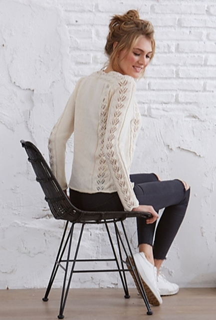 Pullover with lace panels S10409