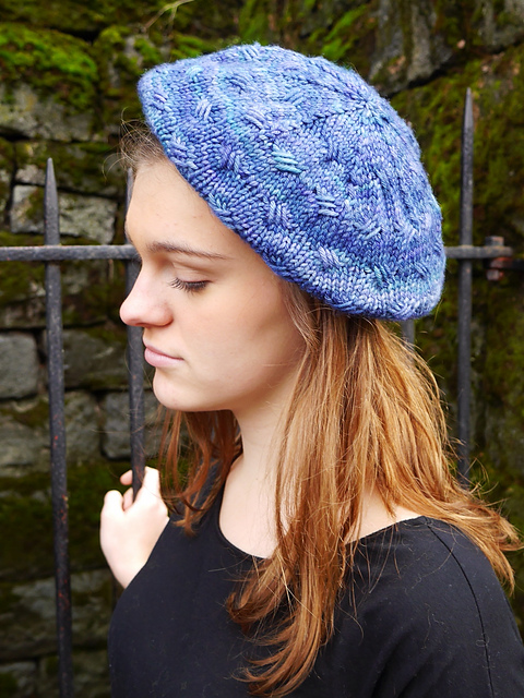 Criss Cross Beret