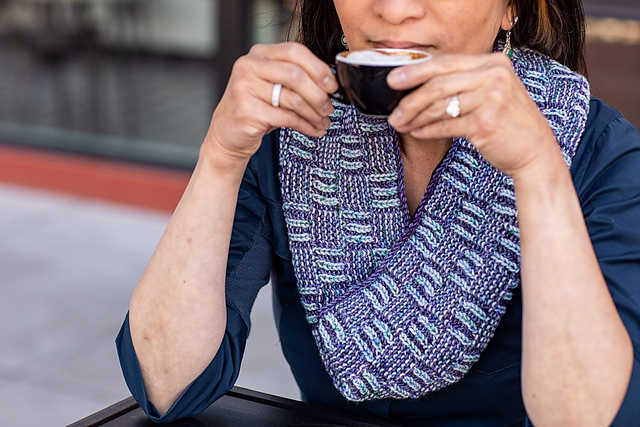 Iced Latte Cowl