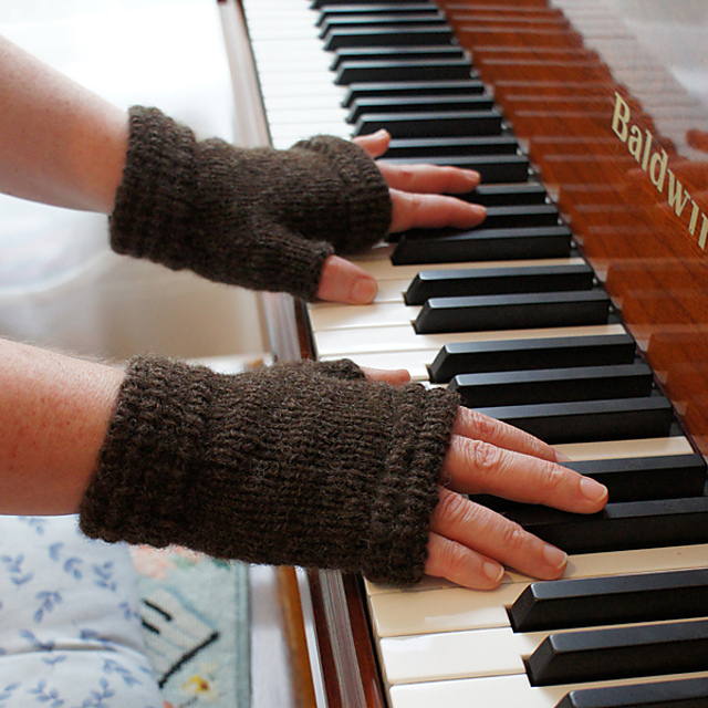 norwich mitts