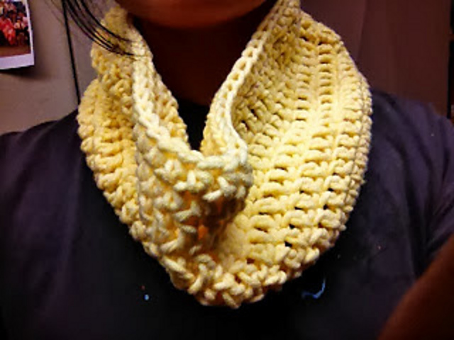Honeybee Cowl