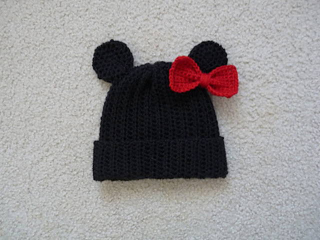 Minnie Mouse Beanie