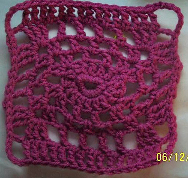 Oval Eye Square
