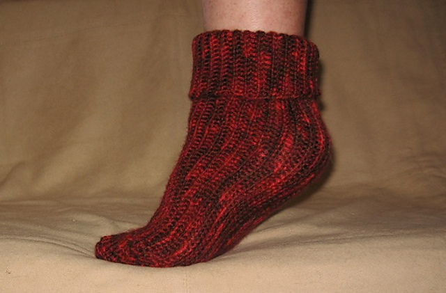 Ravelry: Custom Tube Socks pattern by Suzanne Pennell