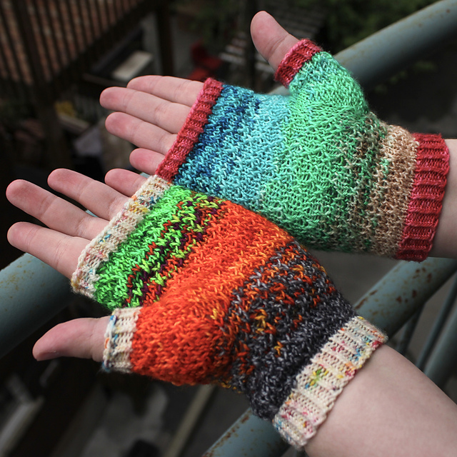 PhytoFade Fingerless Mitts
