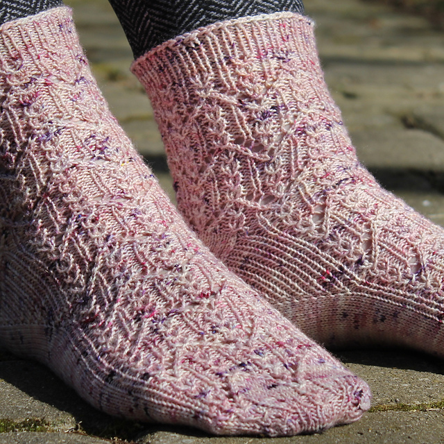 Crosslink Socks