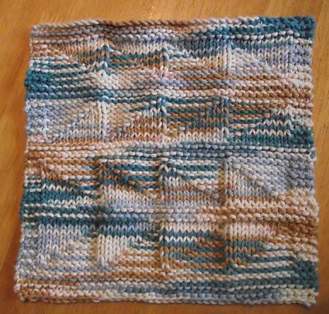 Opposite triangles dishcloth / Lavette Triangles contrariés
