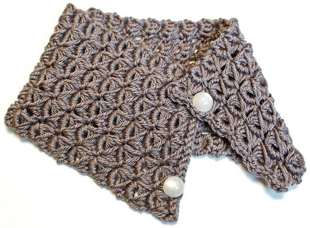 Broomstick Lace Cowl