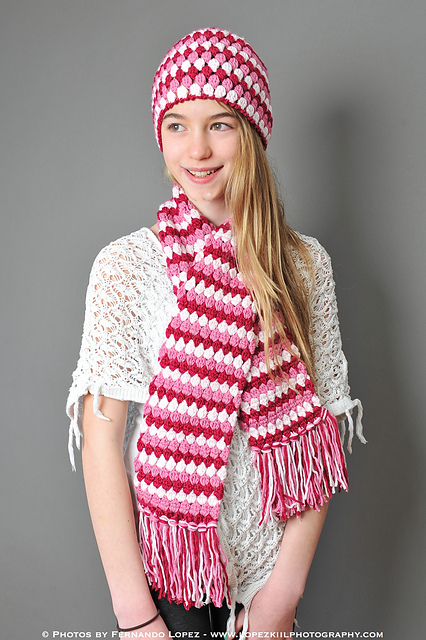 Mod Hat and Scarf Set