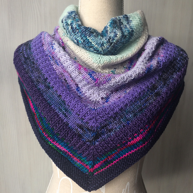 Adventurous Cowl DK