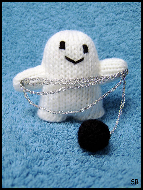 Ravelry: The Witty Knits: The Ghost pattern by Jean Greenhowe