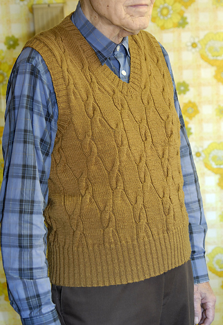 Cable Pullover No. 173