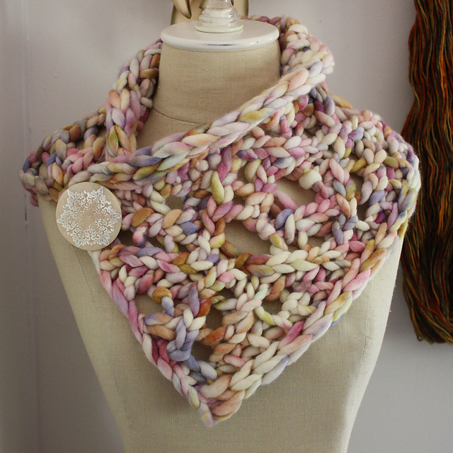 Maeve Cowl / Neckwarmer