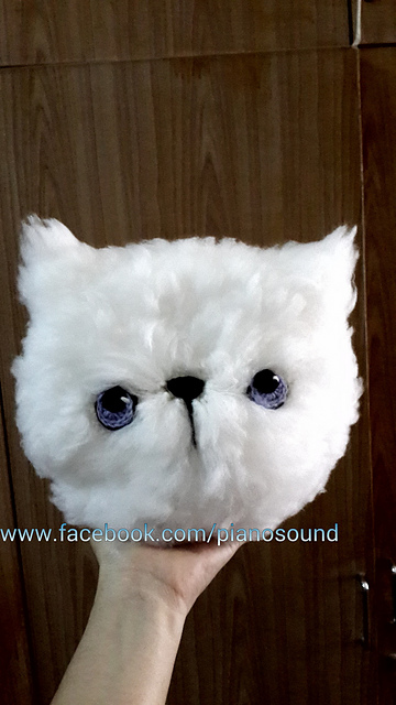 Amigurumi Fluffy Persian Cat Shoulder Bag