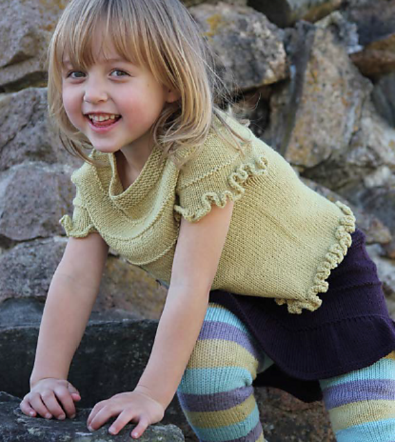 Girlie skirtypants with vest