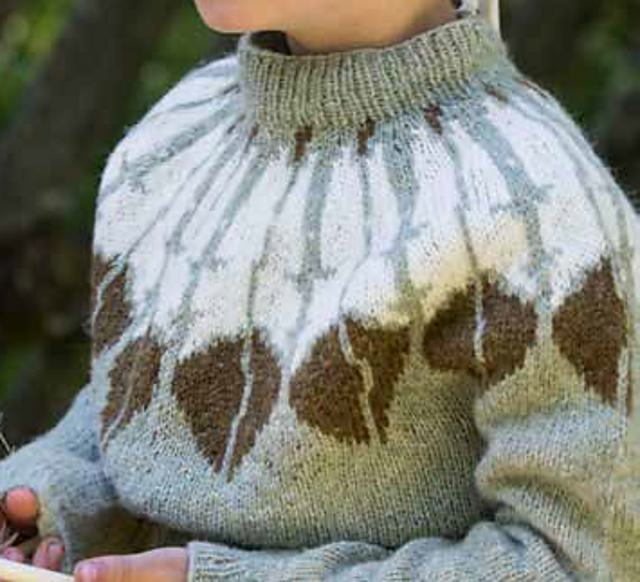 Light feather sweater and pants