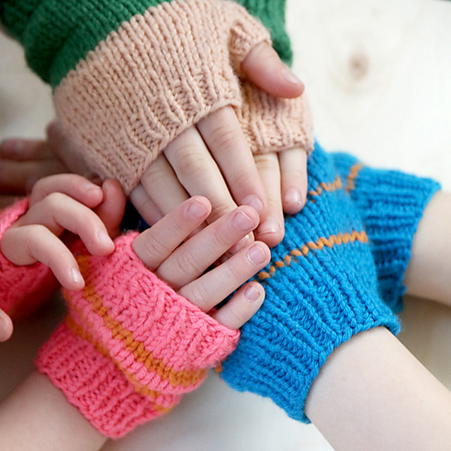 Stripy Bicycle Mittens / Stripete sykkelvanter