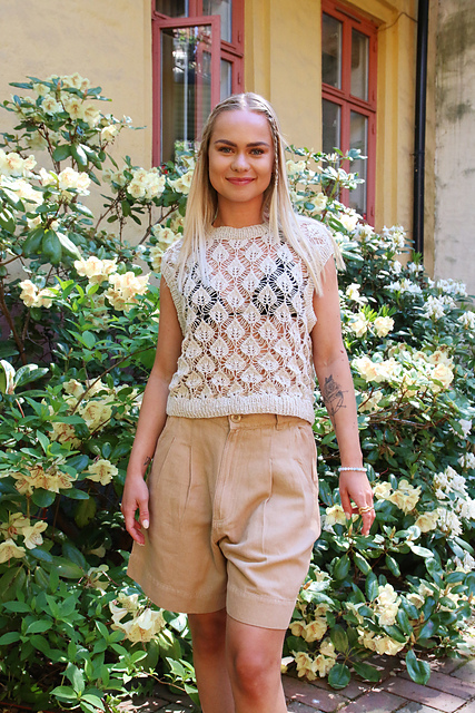 Ravelry: Leafy Unravelry | Vest pattern by Heidi - Pickles