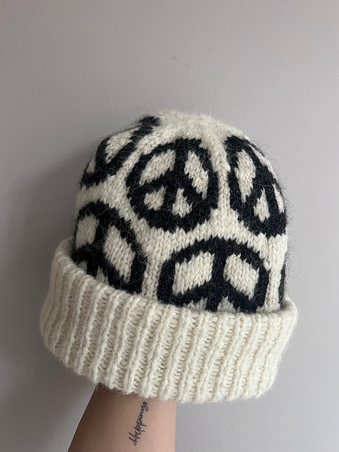 Peace Hat / Lue