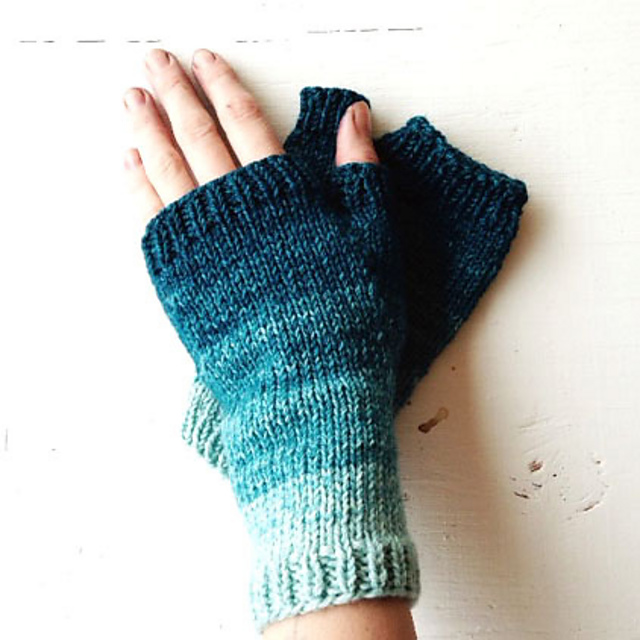 Gradient mitts