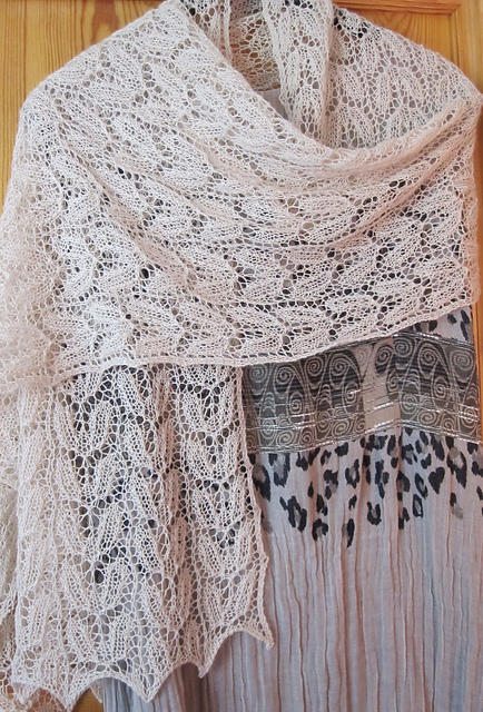 Snowbells Shawl