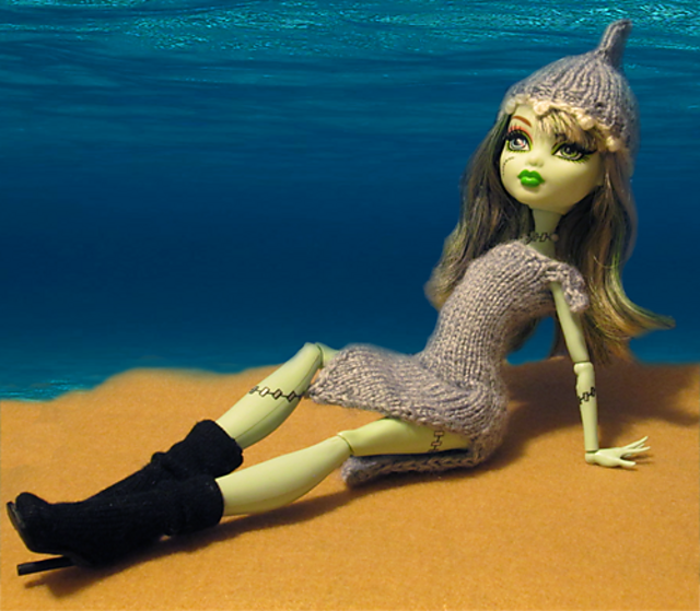 Monster High Shark Hat and Dress