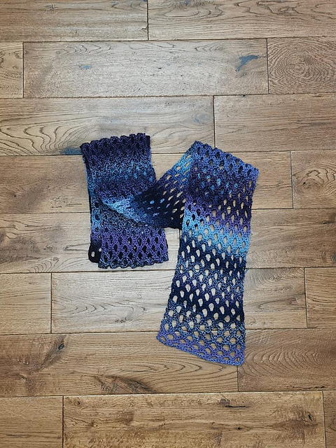 Honeycomb Scarf