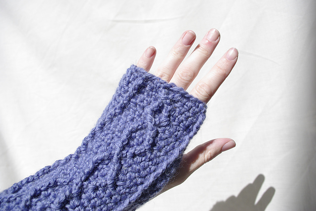 Imladris Fingerless Gloves