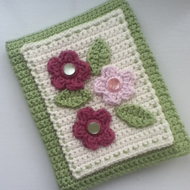 Crocheted Needle Case and Pincushion