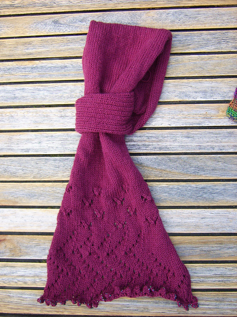 Jumper-Sleeve Scarf