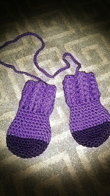 Crochet Thumbless Mitten