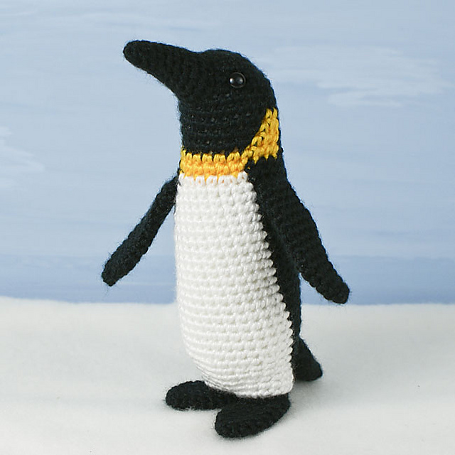 Ravelry: Emperor Penguin pattern by June Gilbank