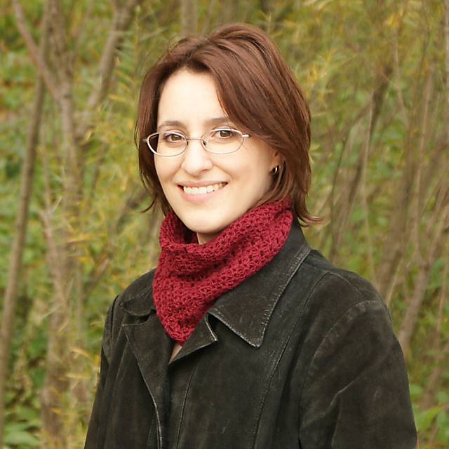 Lacy Bobbles Cowl