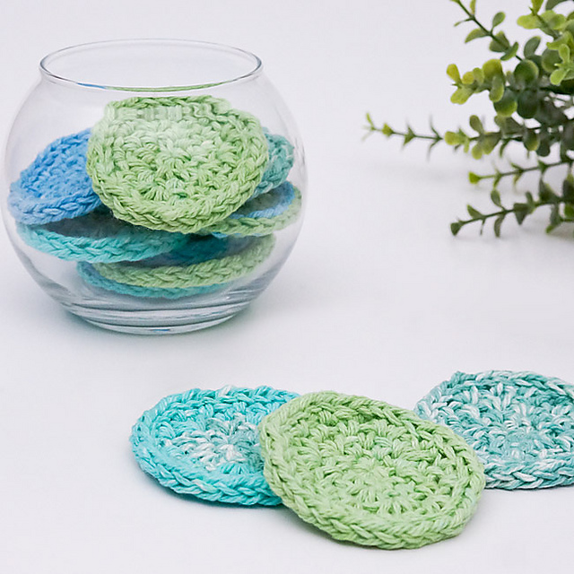Eco-Friendly Cosmetic Rounds