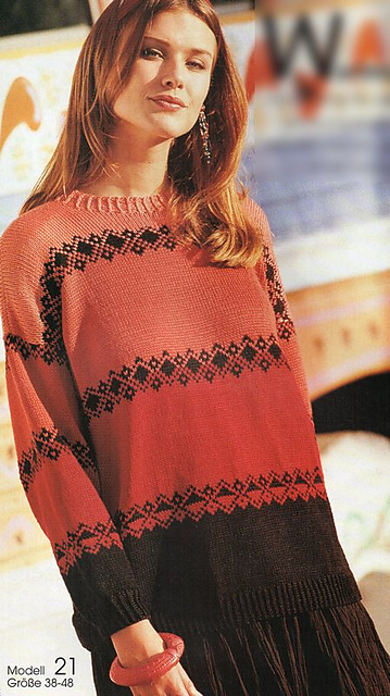 # 21 Pulli in Schwarz-Bordeaux-Terracotta-Gladiole