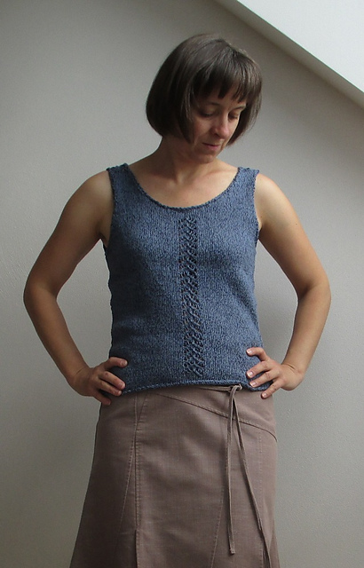 # 57 Top mit Ajourmuster